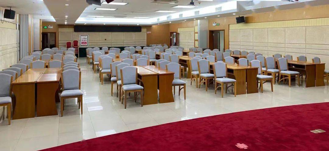 專業(yè)宴會服務(wù)與會議解決方案 島嶼式布局，B會議室，30人容納