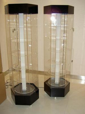 鈦合金精品展柜與貨架 現代商業空間的璀璨明珠